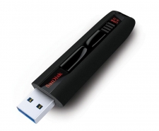 SanDisk Extreme 32GB USB 3.0 SDCZ80-032G-Q46 - Up to 245MB/s